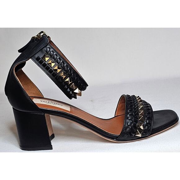 Valentino Garavani Rockstud black leather sandals - Picture 10 of 12